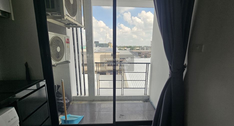 For rent 2 bedrooms condo in Bang Khae, Bangkok