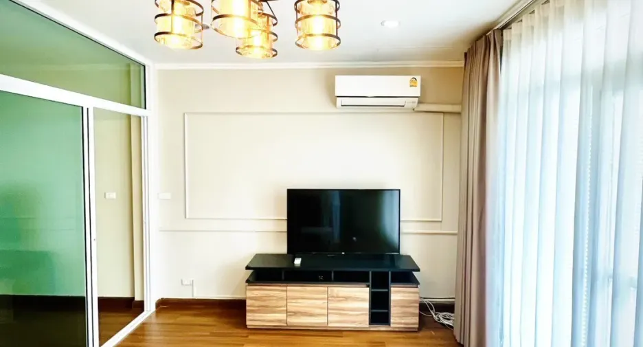 À louer 3 chambres maison à Bang Na, Bangkok