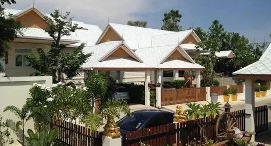 For rent 3 bedrooms house in Bang Lamung, Chonburi
