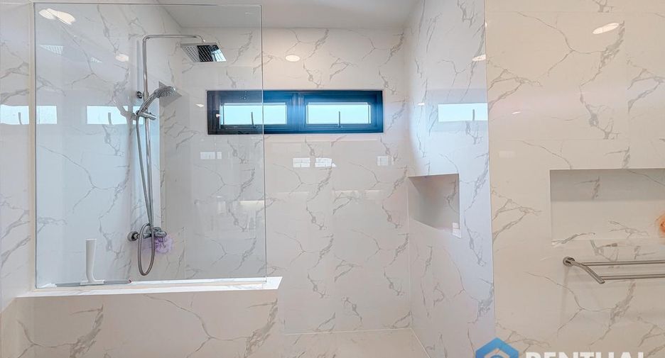 For sale 3 bedrooms house in Bang Lamung, Chonburi