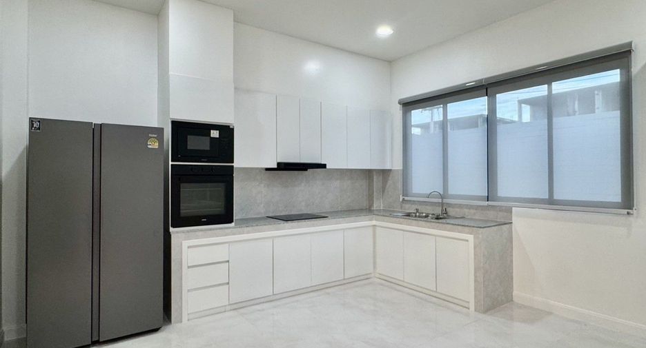 À vendre 5 chambres villa à Hang Dong, Chiang Mai