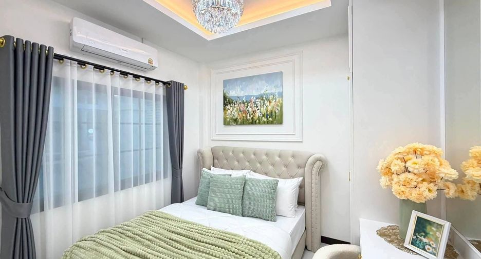 For sale 3 bedrooms villa in Bang Lamung, Chonburi