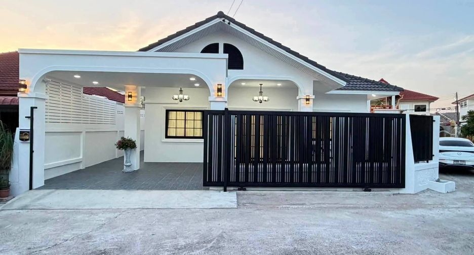 For sale 3 bedrooms villa in Bang Lamung, Chonburi