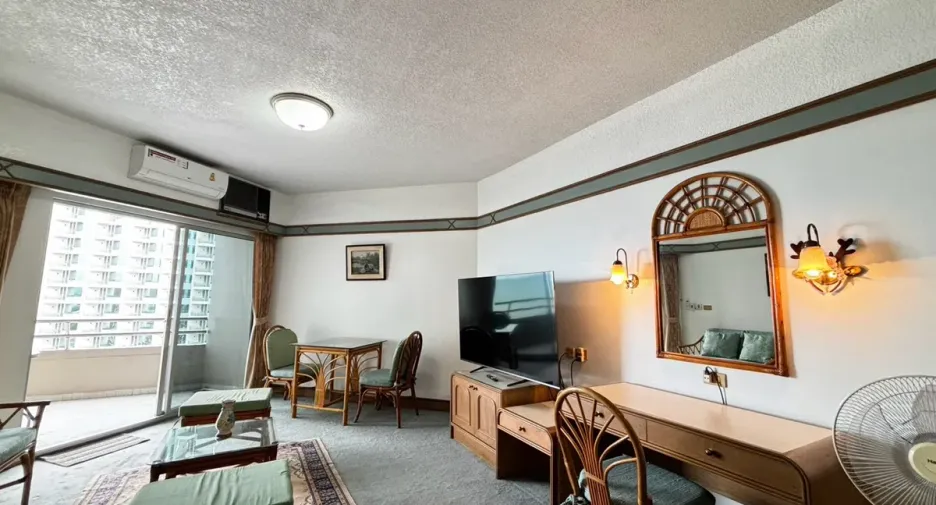 For rent 1 bed condo in Bang Lamung, Chonburi