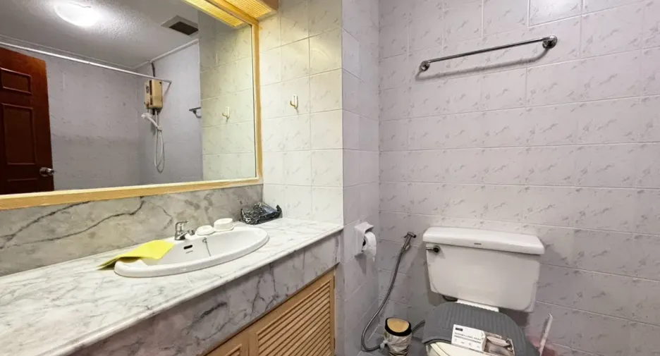 For rent 1 bed condo in Bang Lamung, Chonburi