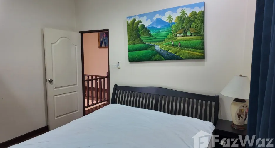 For rent 3 bedrooms house in Saraphi, Chiang Mai