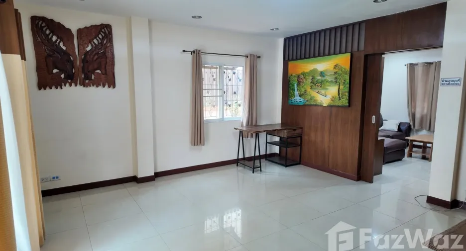 For rent 3 bedrooms house in Saraphi, Chiang Mai