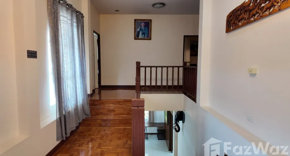 For rent 3 bedrooms house in Saraphi, Chiang Mai