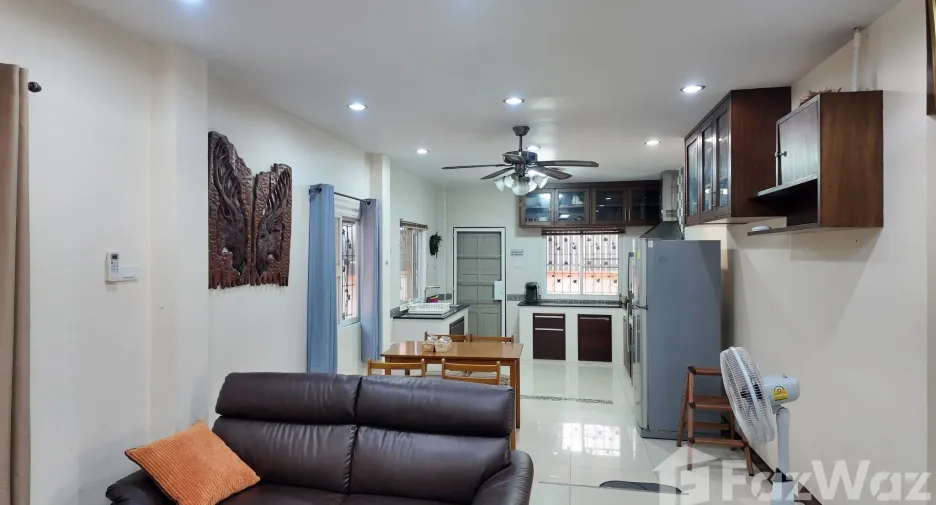 For rent 3 bedrooms house in Saraphi, Chiang Mai
