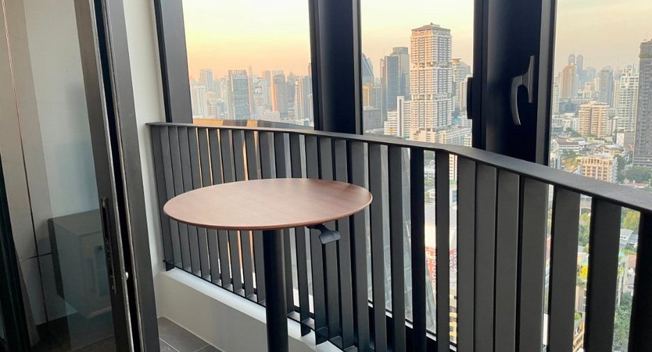 À louer 2 chambres condo à Khlong Toei, Bangkok