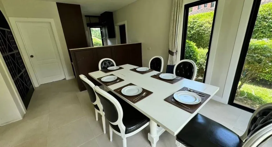 À vendre 3 chambres maison à Huay Yai, Pattaya