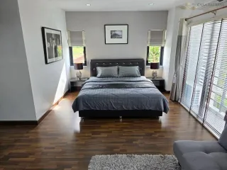 Villa zur Miete mit 3 Zimmer in Bang Lamung, Chonburi
