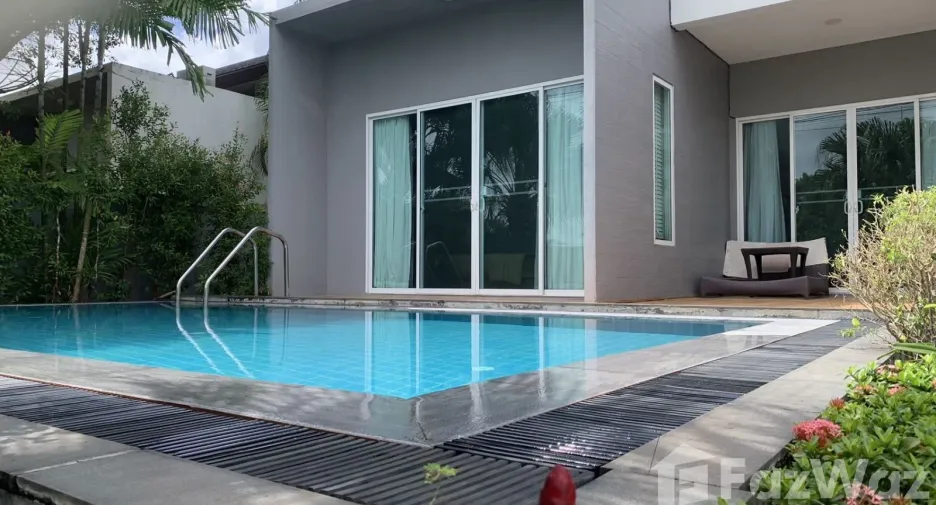 Casa en alquiler de 3 habitaciones en Thalang, Phuket