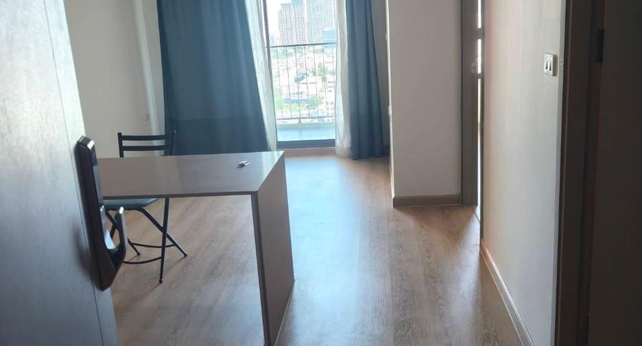 For sale 2 bedrooms condo in Phra Khanong, Bangkok