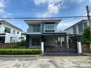 Casa en alquiler de 3 habitaciones en Mueang Samut Sakhon, Samut Sakhon