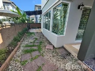 Casa en alquiler de 3 habitaciones en Mueang Samut Sakhon, Samut Sakhon