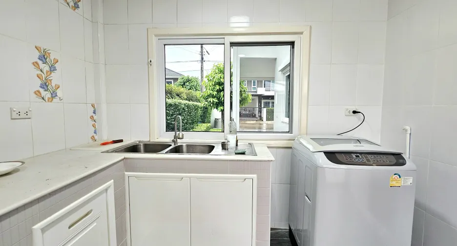 Haus zur Miete mit 4 Zimmer in Mueang Chiang Rai, Chiang Rai