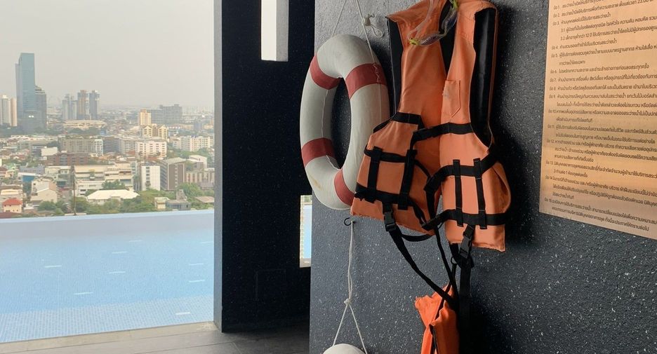 À vendre 1 chambre condo à Phra Khanong, Bangkok