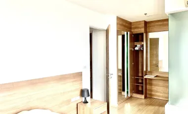 For sale 2 ベッドルーム condo in Phra Khanong, Bangkok