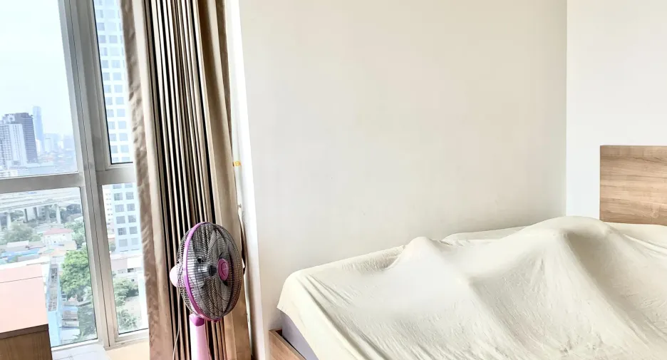 For sale 2 ベッドルーム condo in Phra Khanong, Bangkok