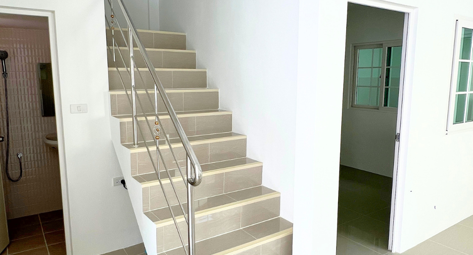Reihenhaus zum Kauf mit 4 Zimmer in Mueang Samut Prakan, Samut Prakan