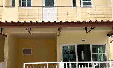 Reihenhaus zum Kauf mit 4 Zimmer in Mueang Samut Prakan, Samut Prakan