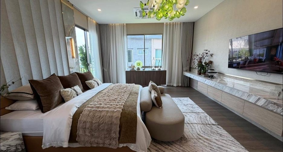 For sale 4 bedrooms house in Prawet, Bangkok