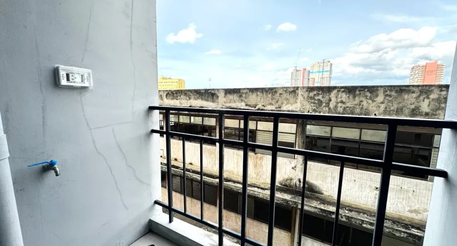 For sale studio condo in Din Daeng, Bangkok