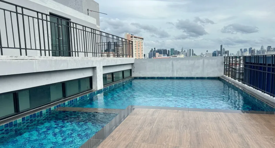 For sale studio condo in Din Daeng, Bangkok