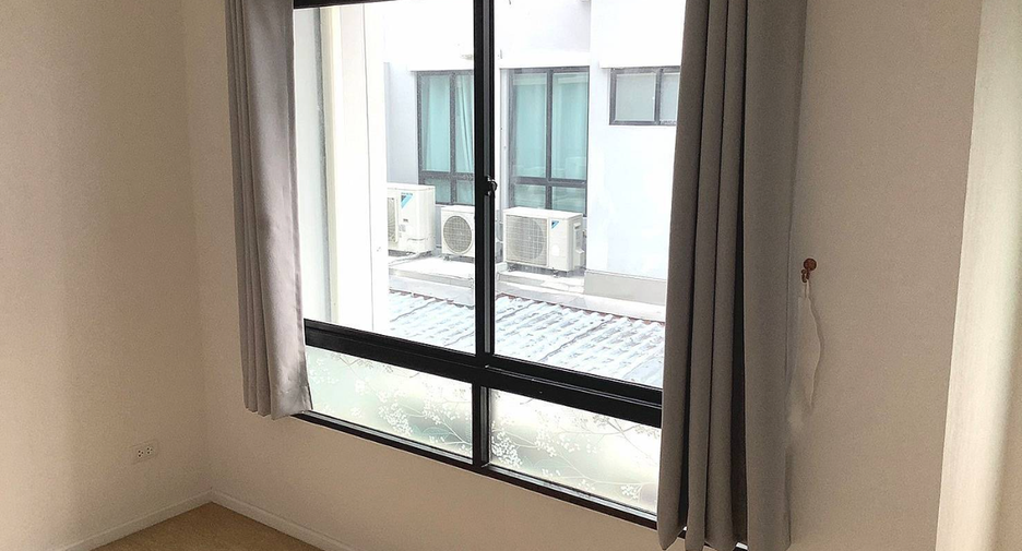 For sale and for rent 3 bedrooms townhouse in Phra Pradaeng, Samut Prakan