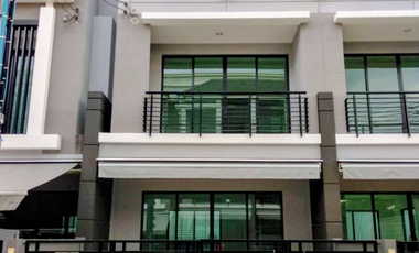 For sale and for rent 3 bedrooms townhouse in Phra Pradaeng, Samut Prakan