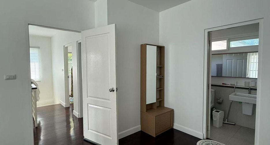 For rent 3 bedrooms house in Mueang Phuket, Phuket