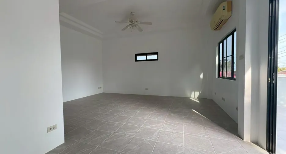 ขาย 4 ห้องนอน ออฟฟิศ ใน เมืองภูเก็ต, ภูเก็ต