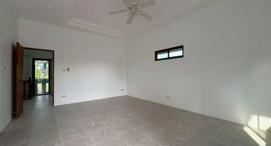 ขาย 4 ห้องนอน ออฟฟิศ ใน เมืองภูเก็ต, ภูเก็ต