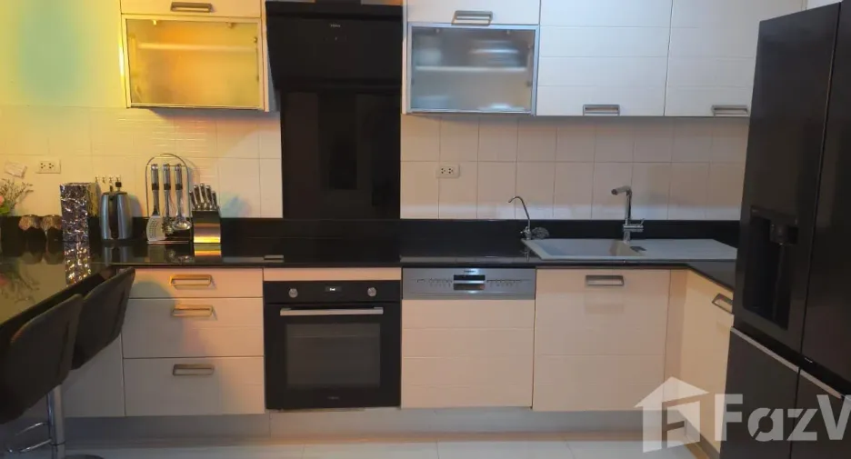 For rent 2 bedrooms condo in Kathu, Phuket