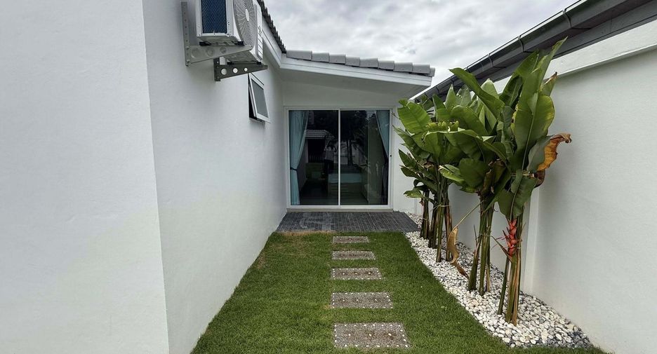 For sale 5 bedrooms villa in Bang Lamung, Chonburi