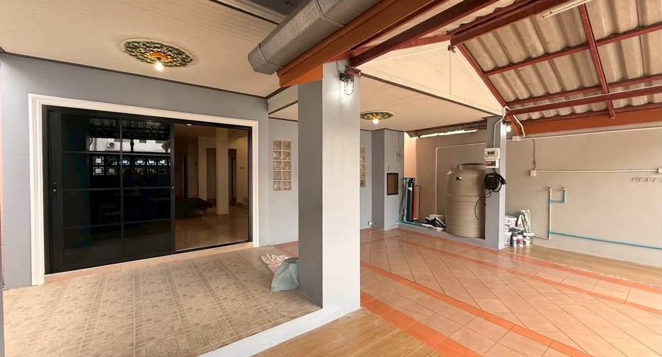For rent 3 bedrooms house in Mueang Phuket, Phuket