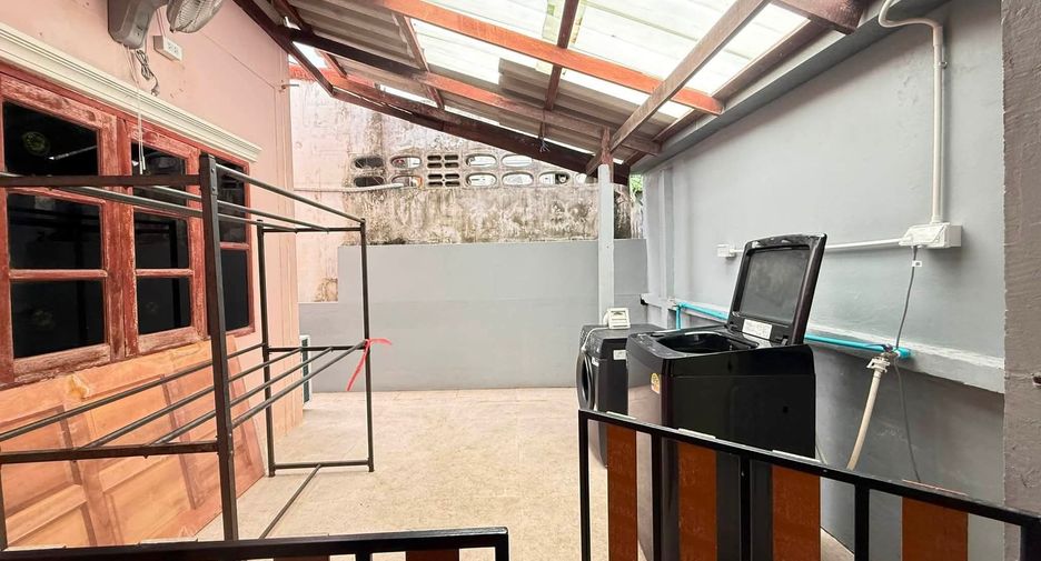For rent 3 bedrooms house in Mueang Phuket, Phuket