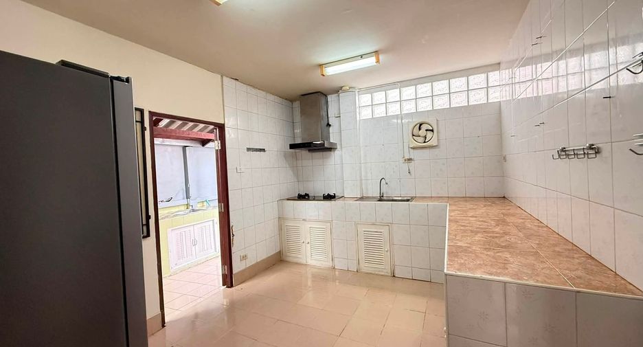 For rent 3 bedrooms house in Mueang Phuket, Phuket