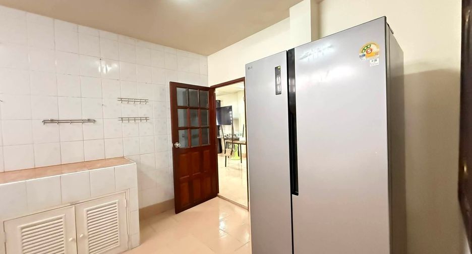 For rent 3 bedrooms house in Mueang Phuket, Phuket