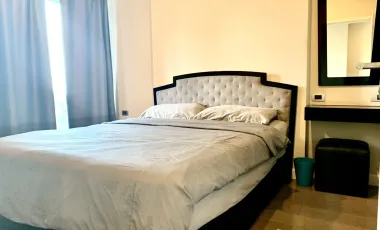 For sale 1 bed condo in Khlong Toei, Bangkok