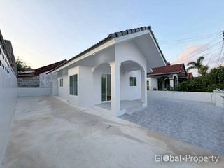 À vendre 2 chambres maison à Sattahip, Chonburi