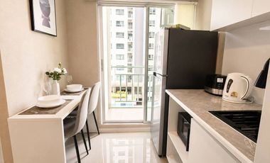For sale 1 bed condo 