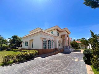 For sale 4 bedrooms villa in Bang Lamung, Chonburi