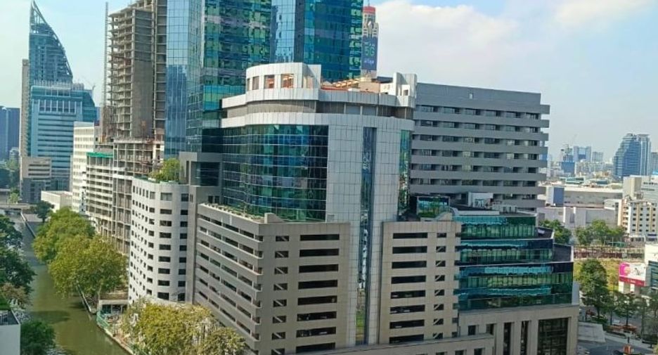 For rent and for sale 1 bed condo in Pathum Wan, Bangkok