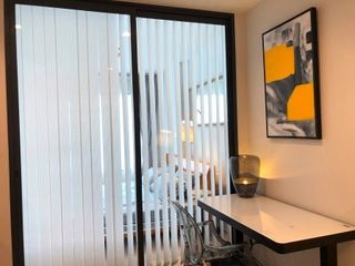 Condo en alquiler y en venta de 1 habitaciones en Pathum Wan, Bangkok
