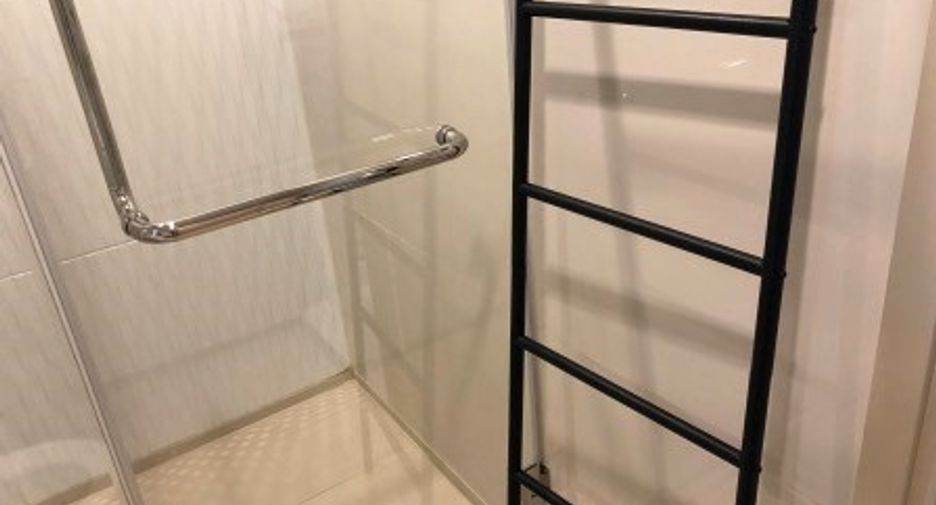 For rent and for sale 1 bed condo in Pathum Wan, Bangkok