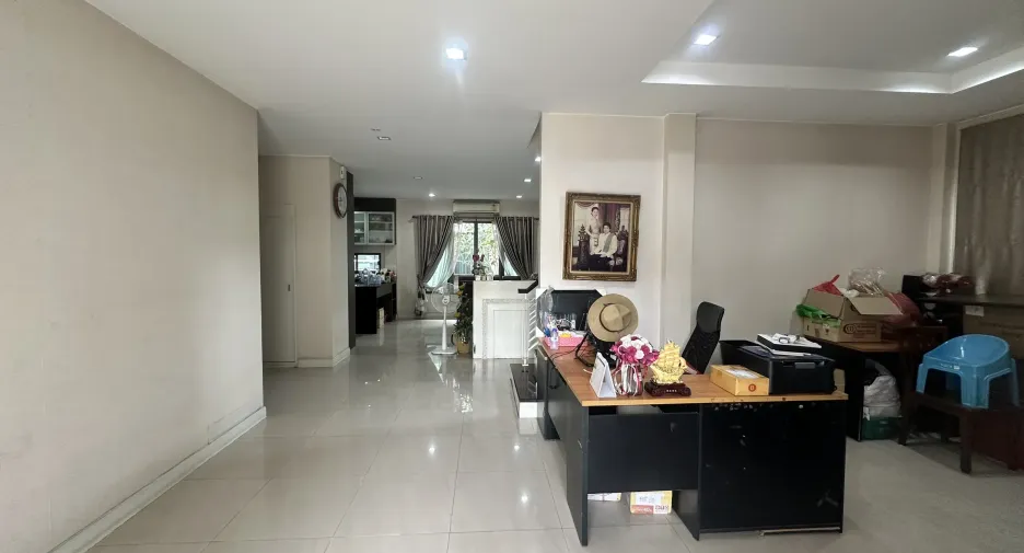 For sale 5 bedrooms house in Pak Kret, Nonthaburi