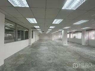 For rent office in Pathum Wan, Bangkok