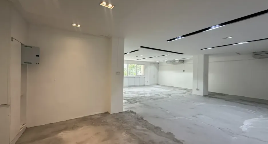 For rent office in Pathum Wan, Bangkok